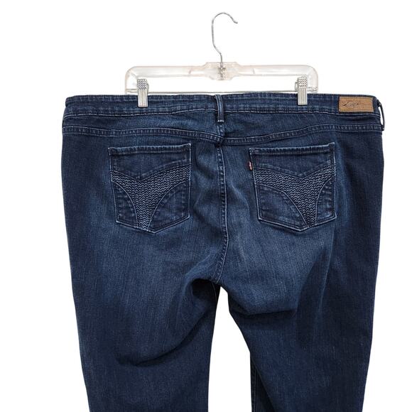 Levi's Slight Curve Boot Cut Jeans Classic Fit High Rise Dark Wash Plus Size 24W - Picture 4 of 10